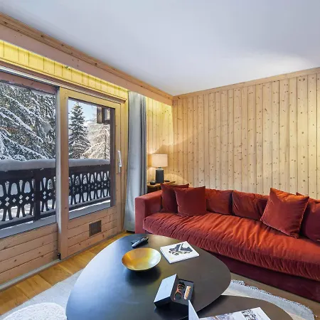 Renove Avec 2 Suites, Balcon Et Poele A Bois, Proche Centre Et Remontees Mecaniques, - Fr-1-569-39